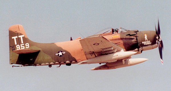 Photographie du Douglas A-1 Skyraider