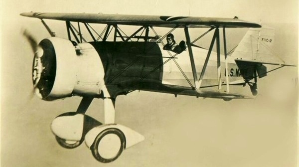 Photographie du Curtiss BFC/BF2C Goshawk