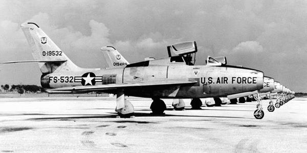 Photographie du Republic F-84F Thunderstreak