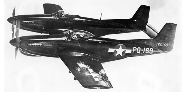 Photographie n°2 du North American P-82 Twin Mustang