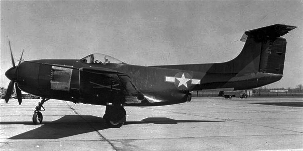 Photographie du Curtiss XF15C