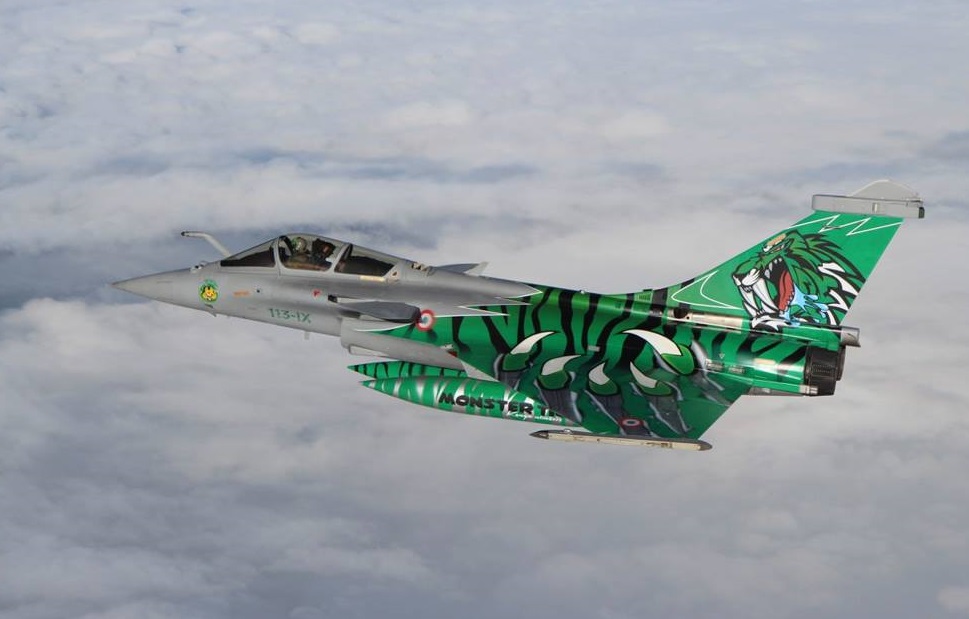 http://www.avionslegendaires.net/wp-content/uploads/images/post/Rafale-EC1.7_AdlA.jpg