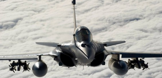 http://blog.avionslegendaires.net/wp-content/uploads/2011/11/rafale-vente-emirat-suisse-inde-564x272.jpg