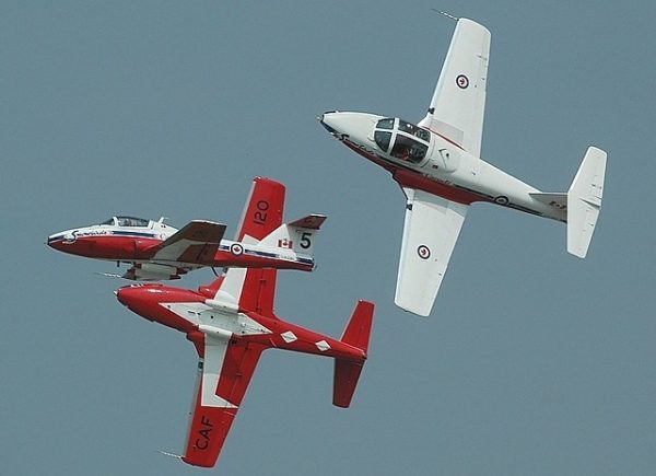 RCAF Acrobat Snowbirds5