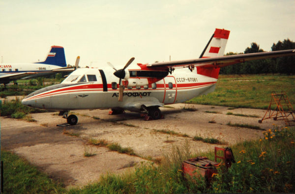 Véritable bonne à tout-faire d'Aeroflot, le bitrubopropulseur Let L-410.