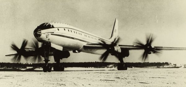 Le Tupolev Tu-114, l'un des symboles d'Aeroflot durant les premières années de la Guerre Froide.