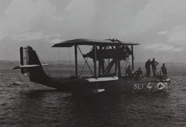 Bien qu'alors obsolète le CAMS type 55 était le principal hydravion de reconnaissance français lors de l'arrivée au pouvoir du Front Populaire.