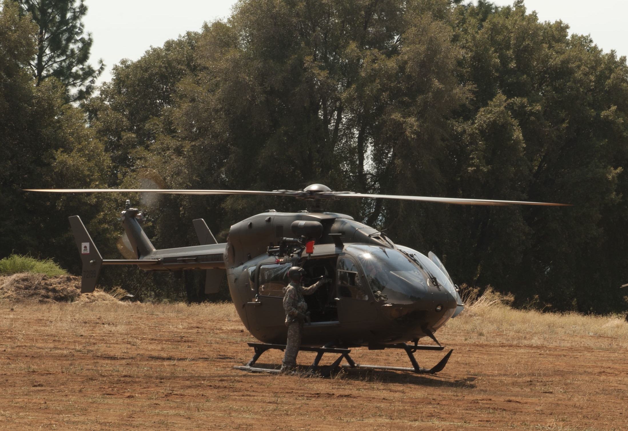 Le Pentagone commande douze nouveaux UH-72 Lakota à Airbus Helicopters ...