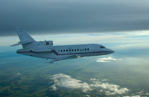 Dassault Falcon 900B.