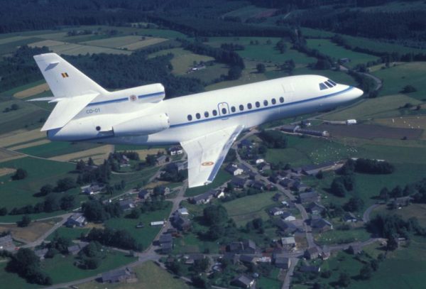 Dassault Falcon 900B.