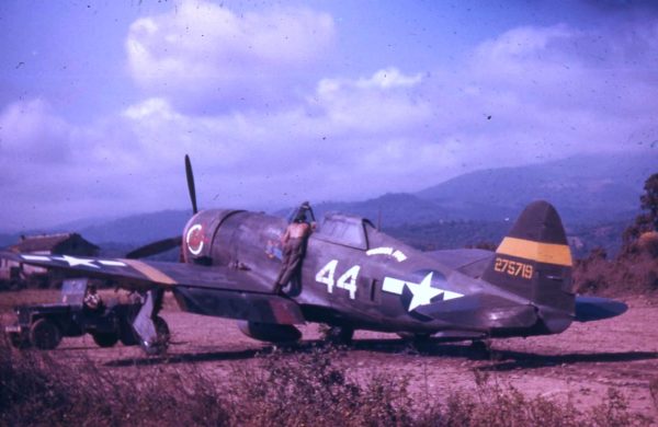 USS Corsica P-47 Alto