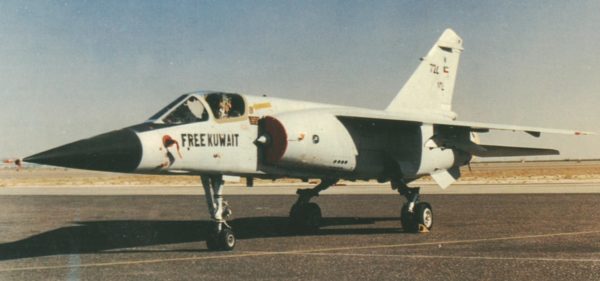 Mirage F1-CK sous les marquages de la guerre du Golfe.