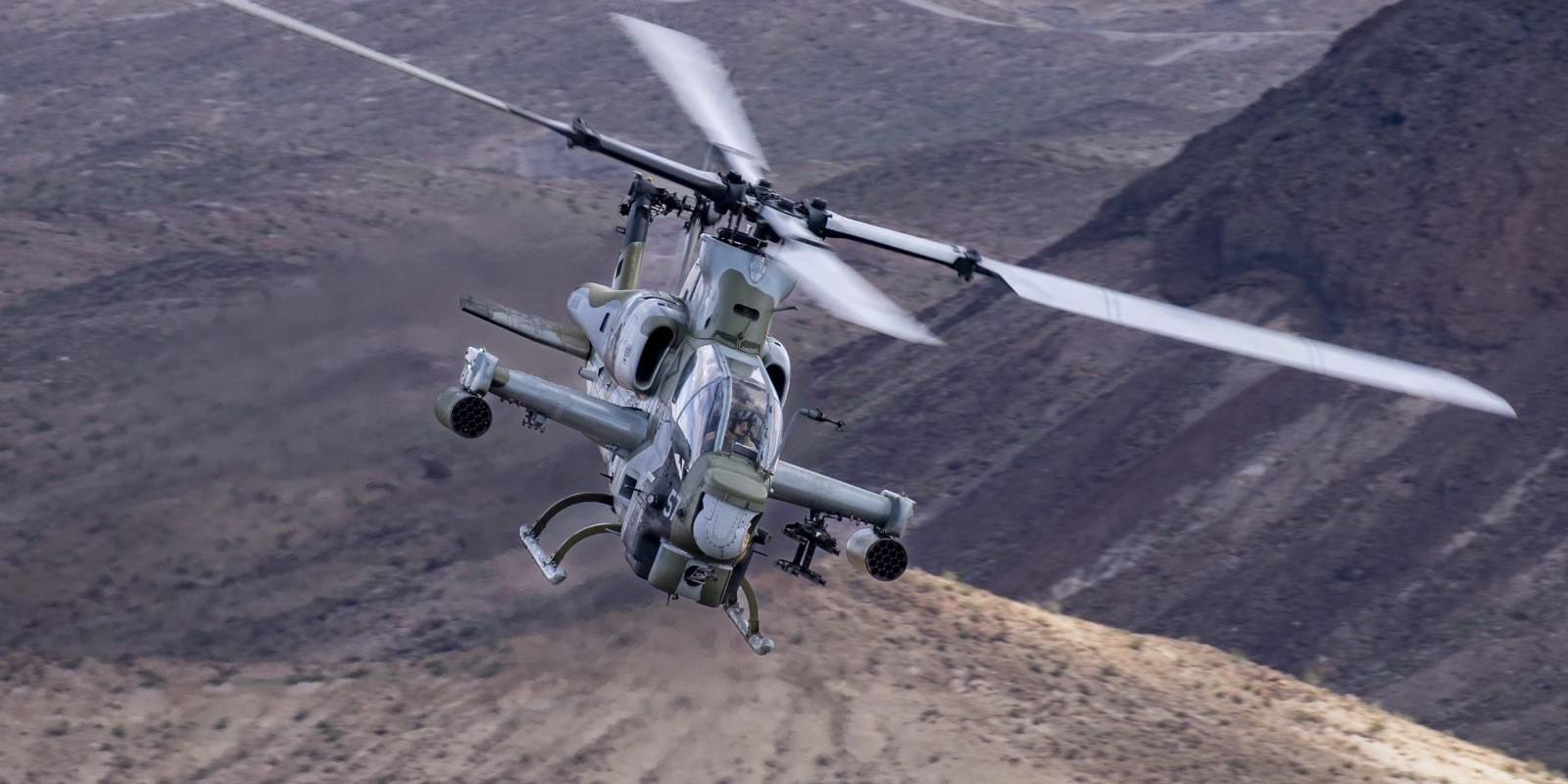 AH-1Z-Viper-signature-contrat-Nigeria-couverture_USMC.jpg