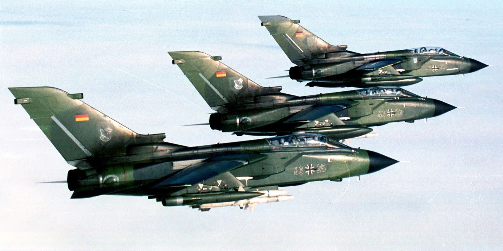 Aimant Décoratif Avion Panavia Tornade - Thème Aéronautique Militaire, Produit Officiel