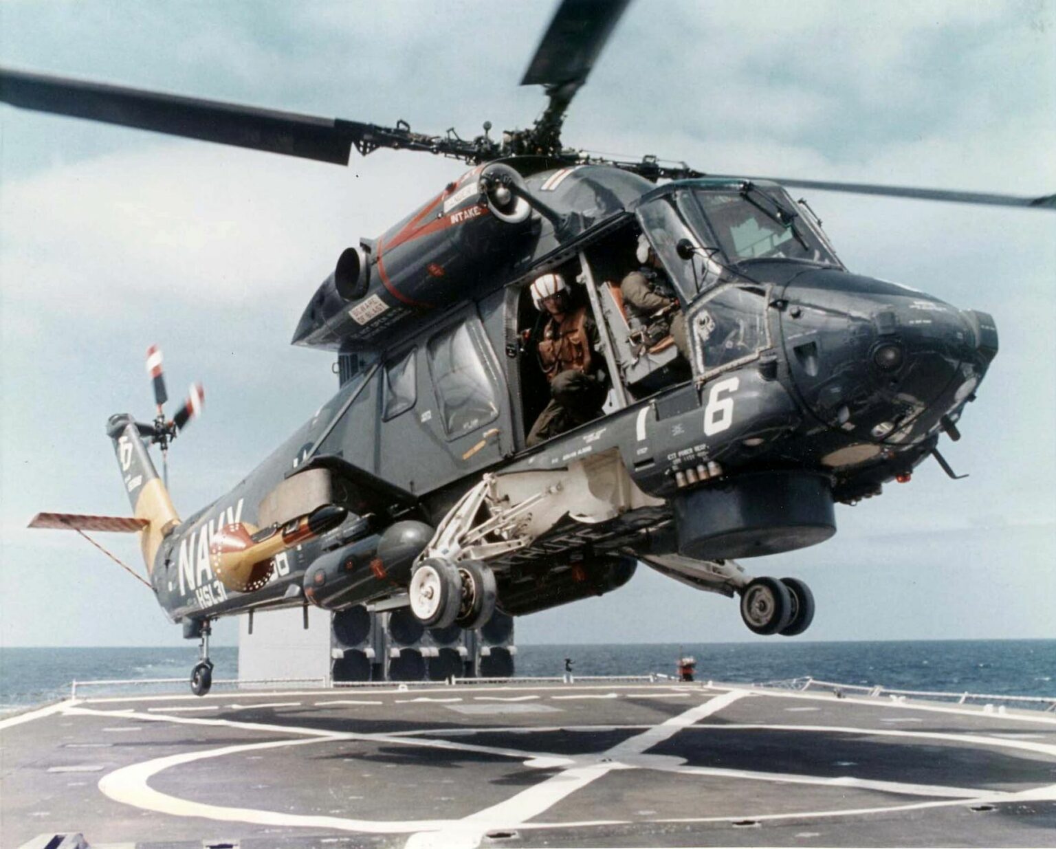 250 ans de l’US Navy et de l’US Marines Corps, volet 22 : le Kaman SH-2 ...