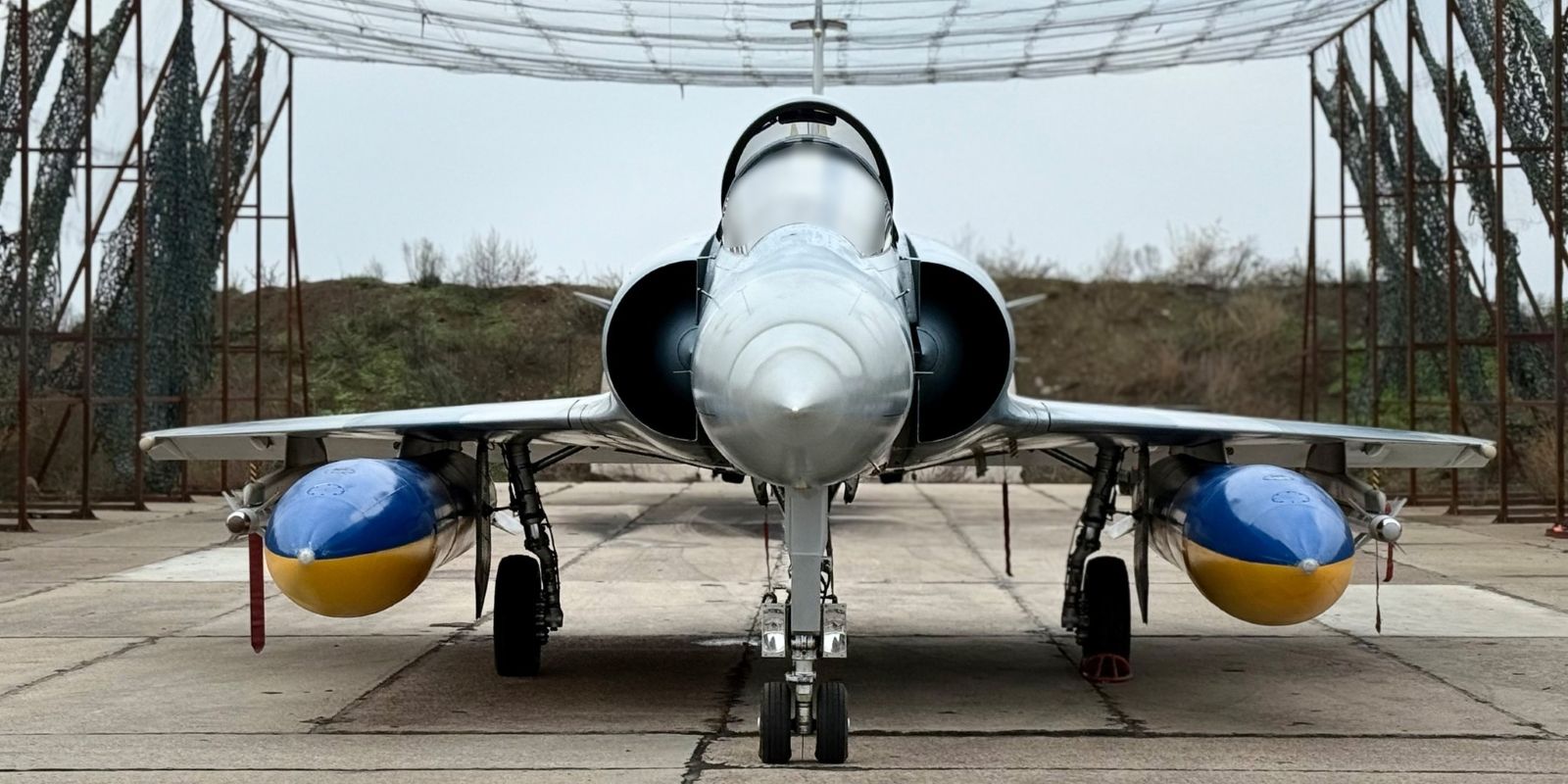 Le Mirage 2000, meilleur avion de chasse en Ukraine — free download
