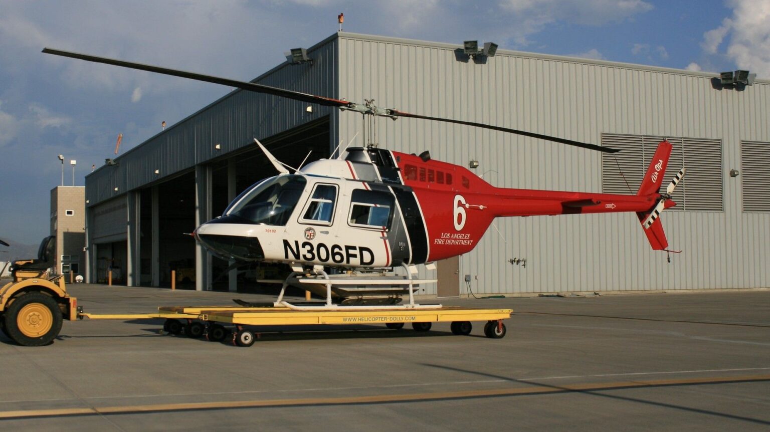 Le Bell 505 Jet Ranger X remplace le Bell 206 Jet Ranger au sein du ...