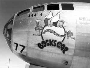 Nose-art du célèbre Boeing B-29 Bockscar.