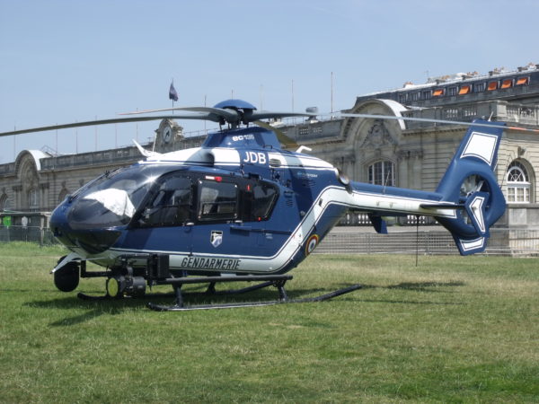 L'Eurocopter EC135, une réalisation franco-allemande autour du Fenestron.