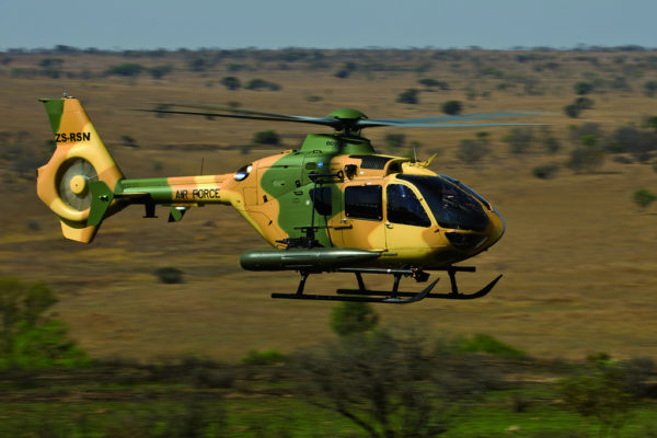 Feu l'Eurocopter EC635, désormais Airbus Helicopters H135M.