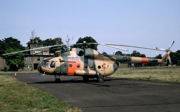 Numériquement les plus représentatifs des aéronefs de l'ex-RDA, les Mil Mi-8 volèrent jusqu'en 1997.