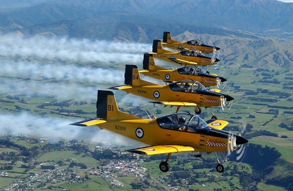 La patrouille des Red Checkers et ses AirTrainer.