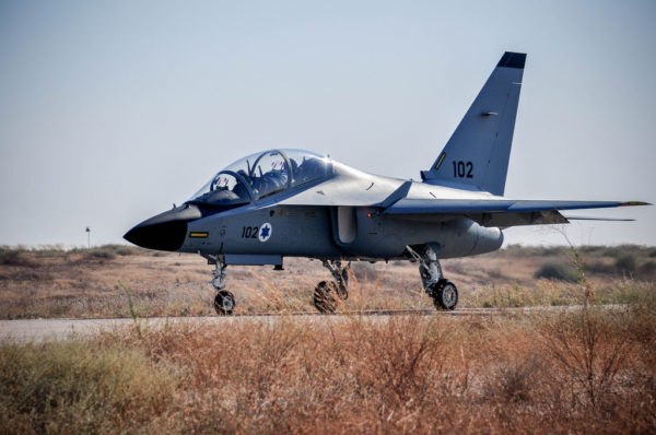 Aermacchi M-346 Lavi, le nouvel avion d'entraînement des pilotes israéliens. 