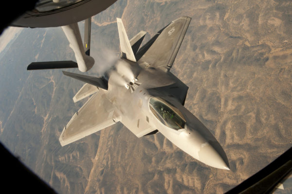 F-22-ravitaillement_usaf