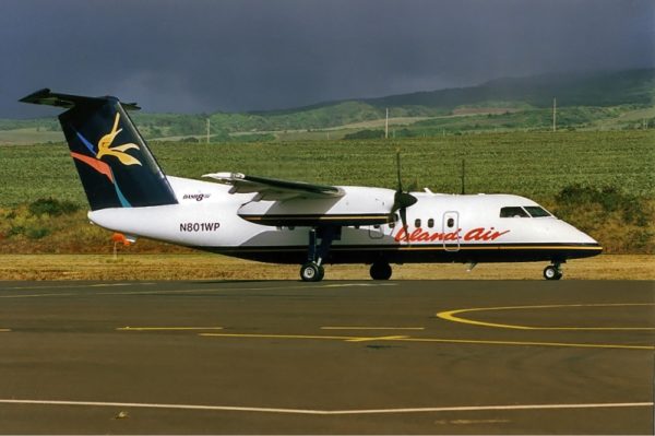 Island Air Dash 8