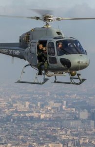 Fennec MASA en action au-dessus de l'agglomération parisienne.