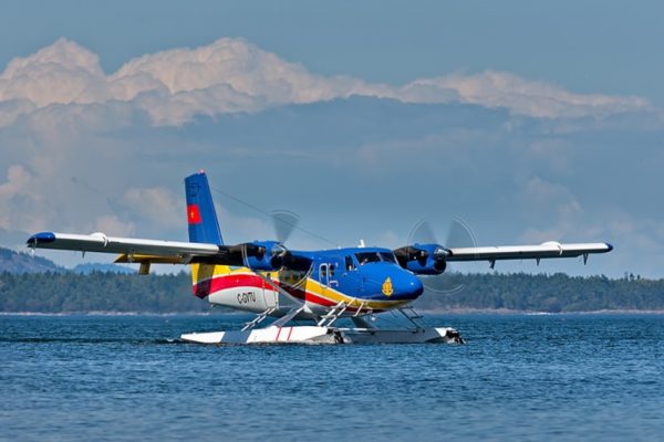 Twin Otter 400 Vietnam