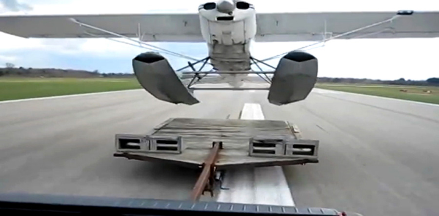 float-seaplane-truck-trailer-takeoff