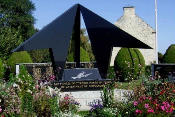 hawker typhoon memorial