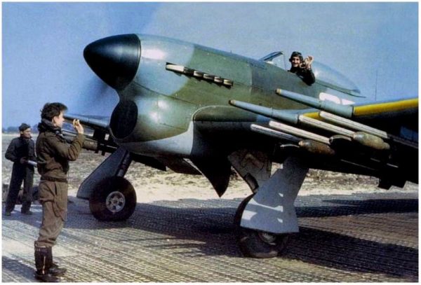 hawker typhoon1